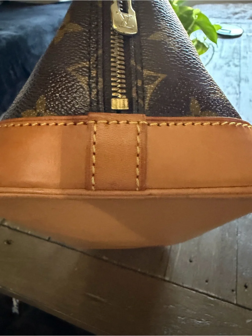 Louis Vuitton Alma PM